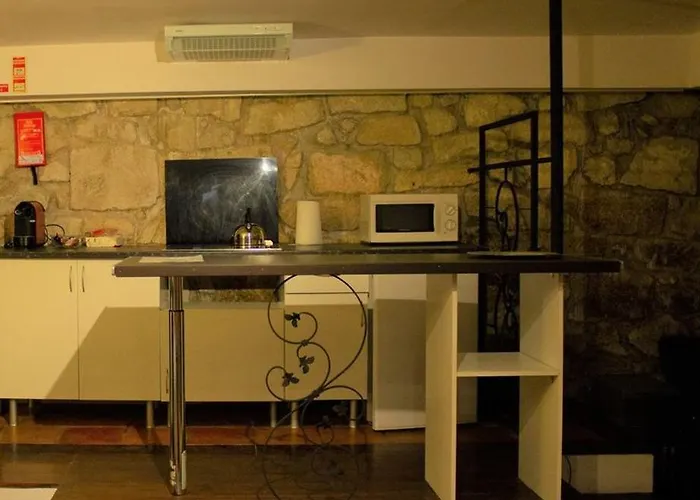 Cosy In Centre - 50 Sqm With Parking 波尔图