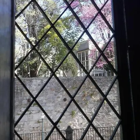 Cosy In Centre - 50 Sqm With Parking * Oporto