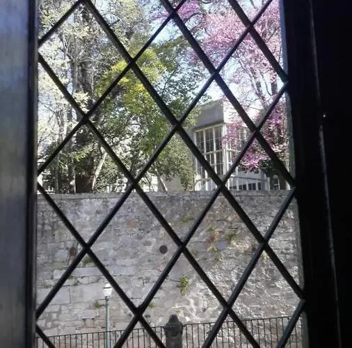 Cosy In Centre - 50 Sqm With Parking * Oporto